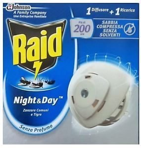 Raid night & day  1 diffusore + 1 ricarica  (oltre 200 ore)